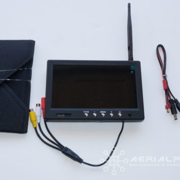 7" LCD FPV Display with Built-in 5.8GHz 32CH FPV Receiver